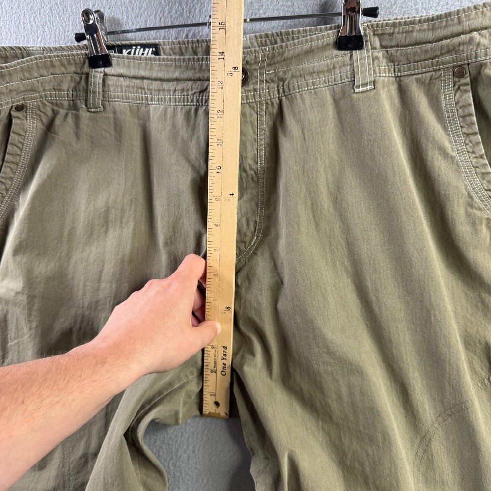 Kuhl Shorts Mens 40 Beige Cargo Cotton Nylon Blend Outdoor Work Hiking Camping - Picture 11 of 16